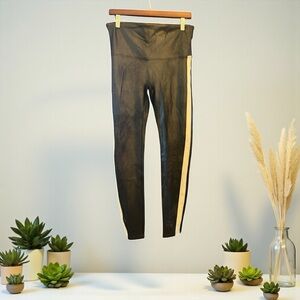 Black Spandex Leggings with White Stripe